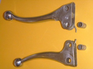 1. D20 brake lever with D11 spring, D23 brake plate, and D9 tube 2. D19 start lever with D12 spring and D9A tube